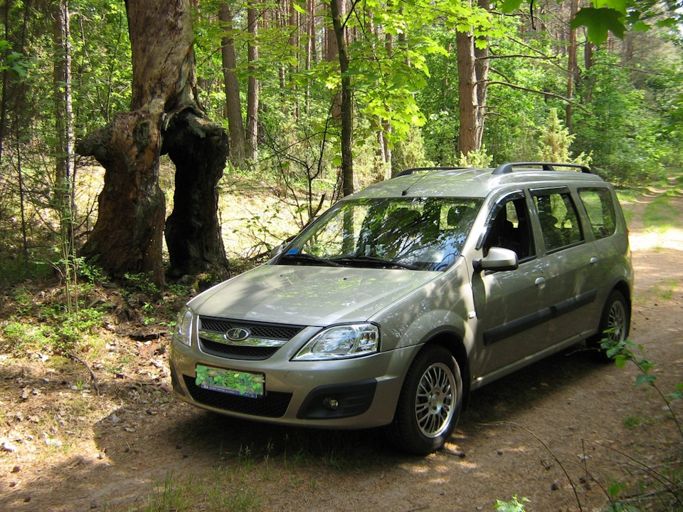 Lada Largus 2000