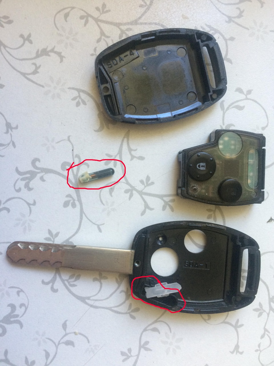 Ключ-выкидуха — Honda FR-V, 1,8 л, 2007 года | аксессуары | DRIVE2