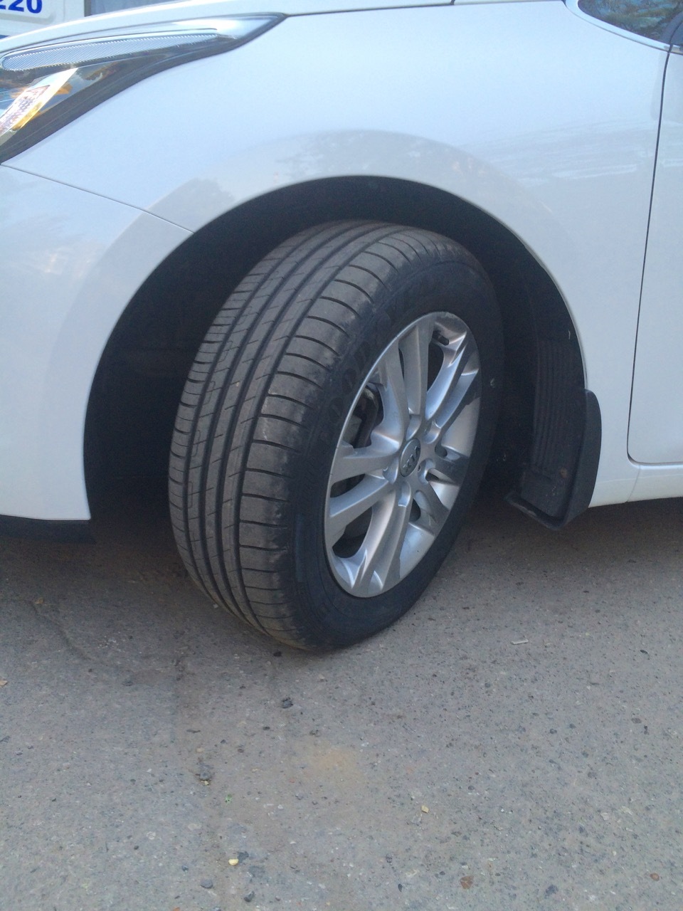 Замена шин на 205/60 R16 — KIA Ceed SW (2G), 1,6 л, 2014 года | шины |  DRIVE2