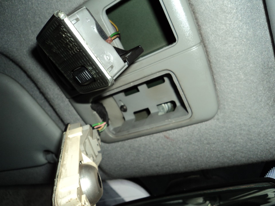 Правильное подключение видеорегистратора и радар-детектора к плафону ...