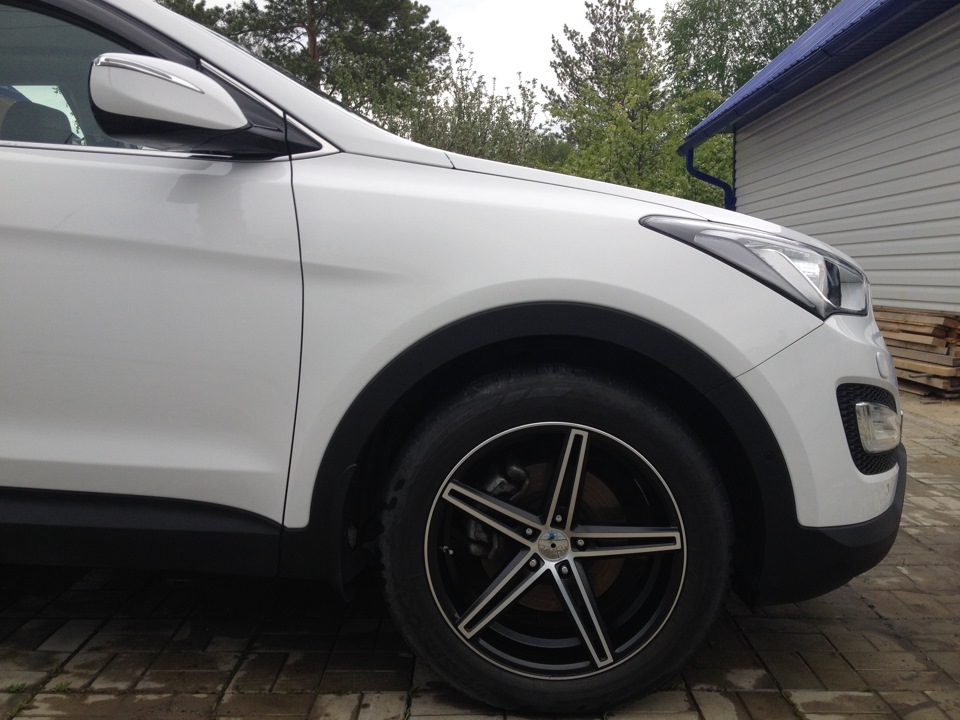 Какие диски ставят. Диски Vossen r18 Santa Fe. Vossen cv5 r18 Kia Sorento. Воссен cv5 r 17 на Спортейдж 4. Диски cv5 Hyundai Creta.