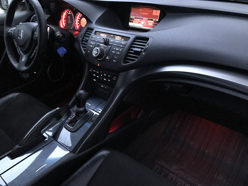 Перетяжка салонного пластика - Honda Accord (7G), 2,4 л, 2007 года тюнинг DRIVE2