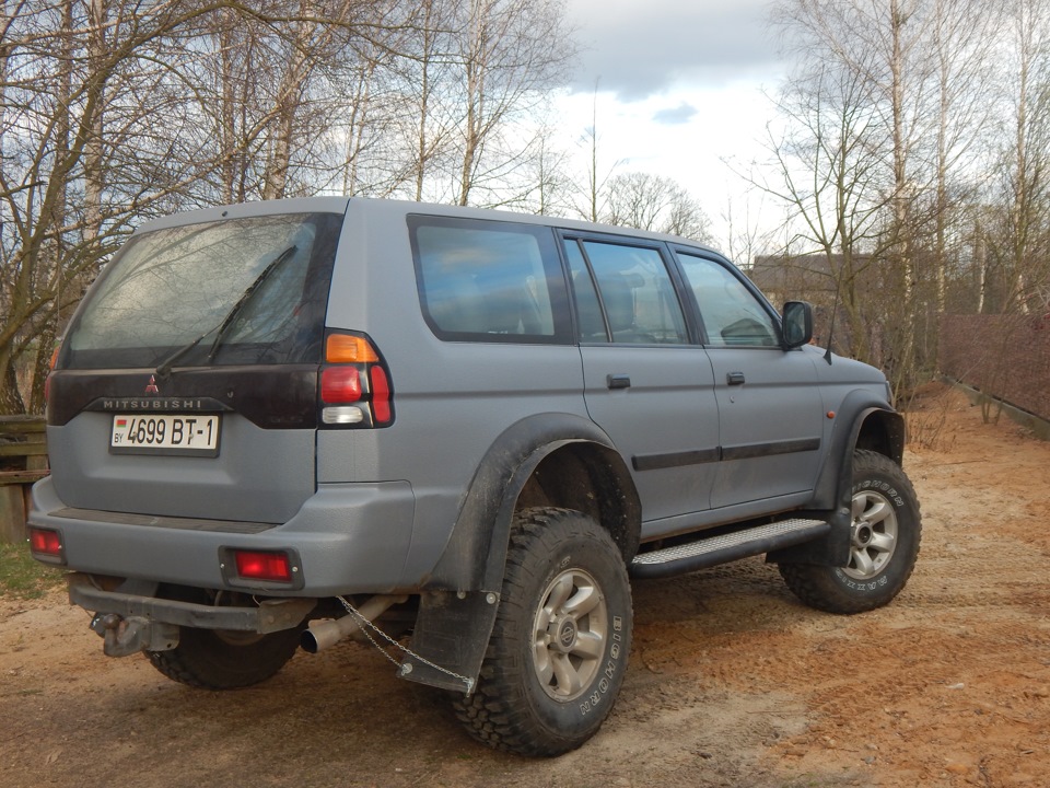 Паджеро спорт 1 пороги. Pajero Sport 1. Mitsubishi Pajero Sport 1. Пороги Паджеро спорт 1. Пороги на Mitsubishi Pajero Sport 1.