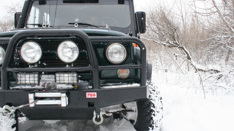 Риф хантеры. Бампера риф на UAZ Hunter. Бампер риф на УАЗ Хантер. Кенгурятник на УАЗ Хантер. Бампер риф на Хантер.