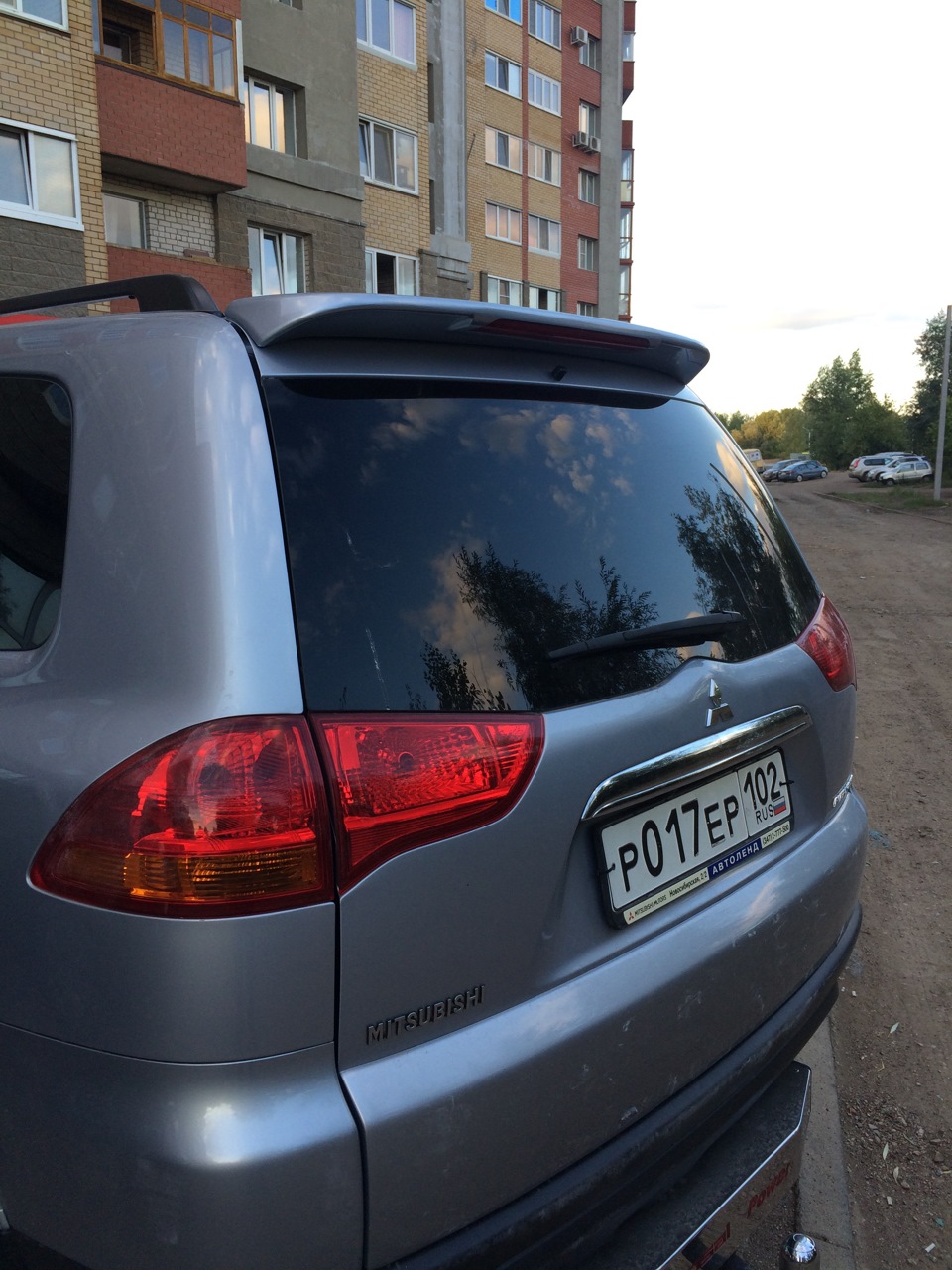 спойлер pajero sport 2