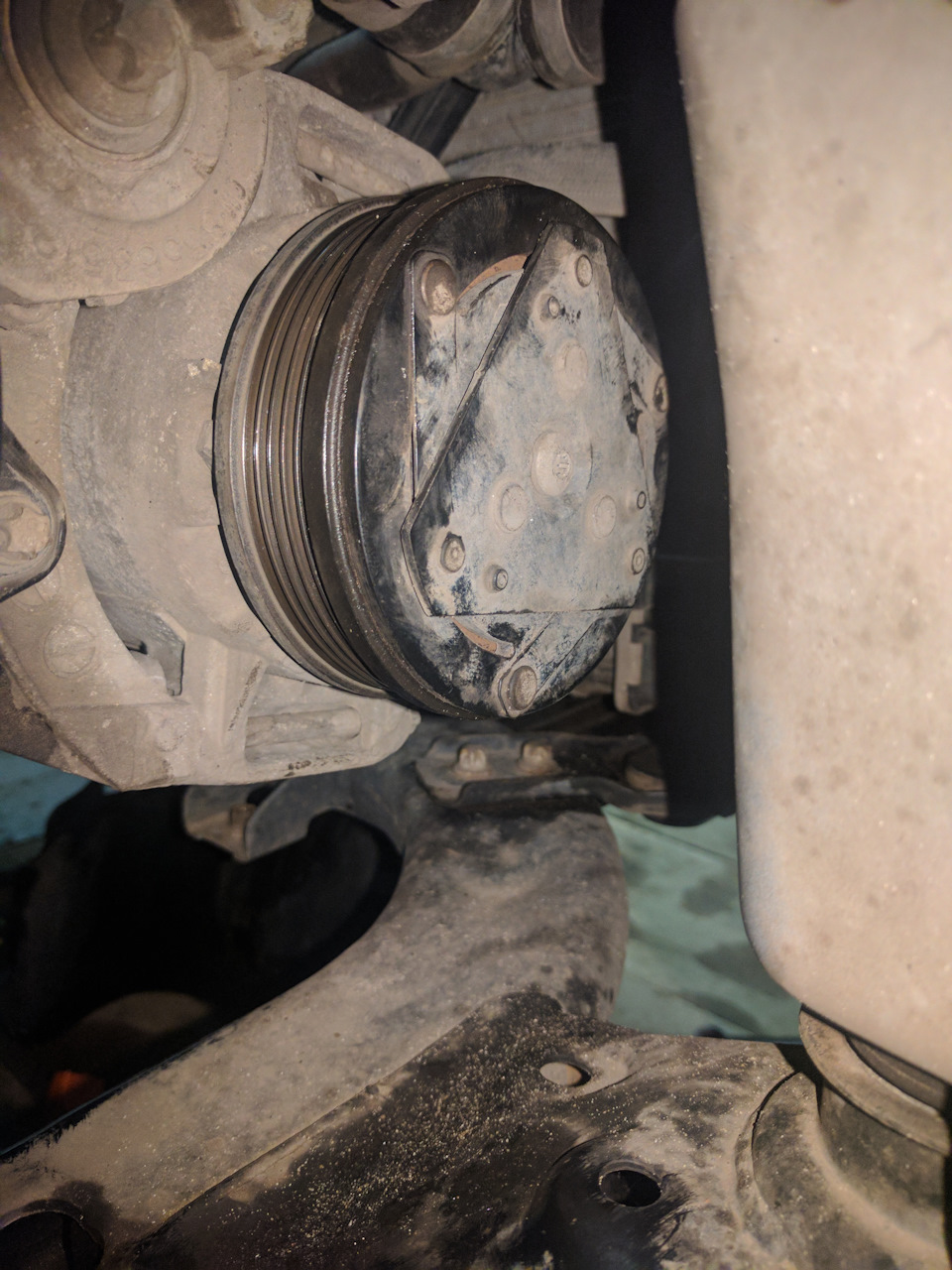 Как открутить маховик — Opel Astra H, 1,6 л, 2010 года | наблюдение ...