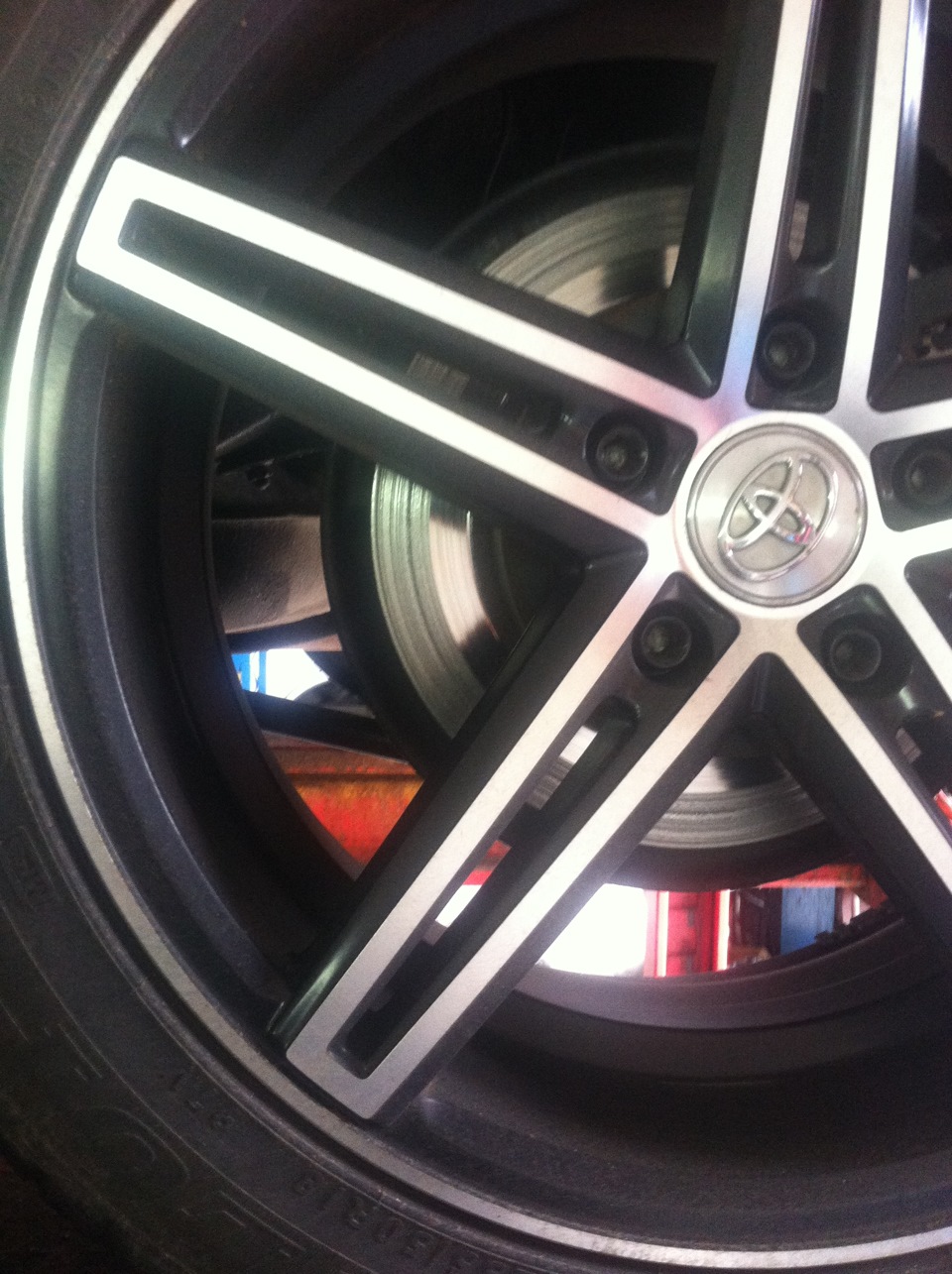 Колодки и износ тормозного диска, лампы Philips H11 Crystal Vision ...