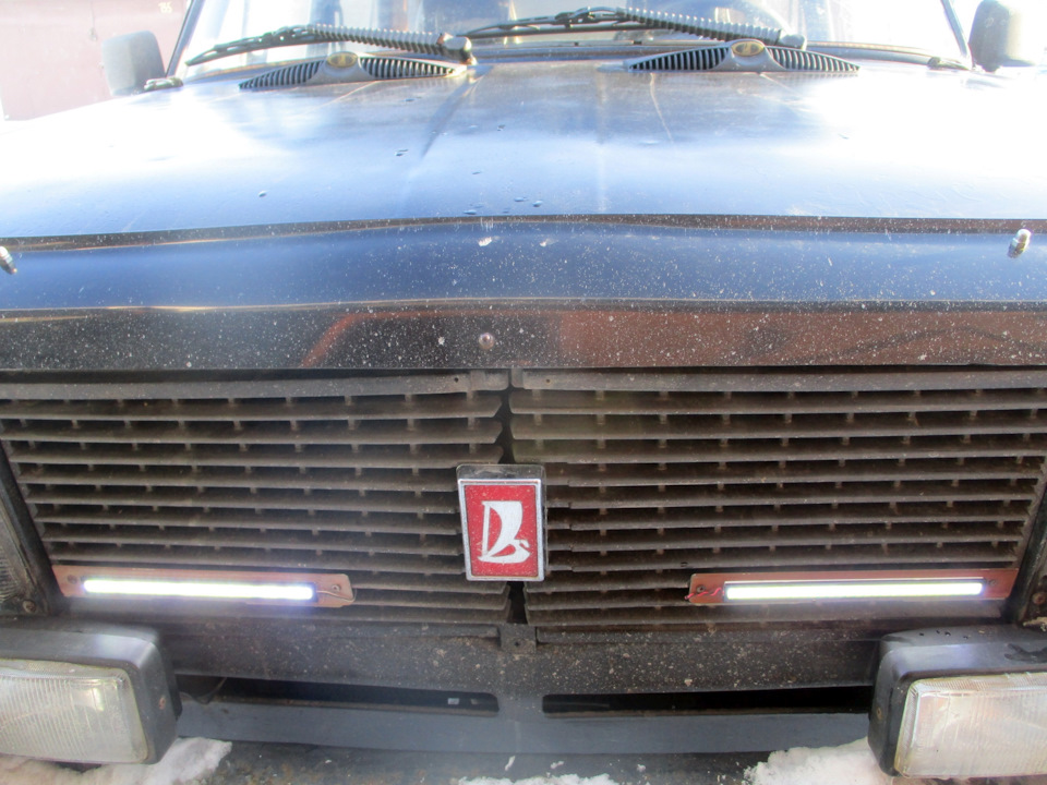 в строю — Lada 21061