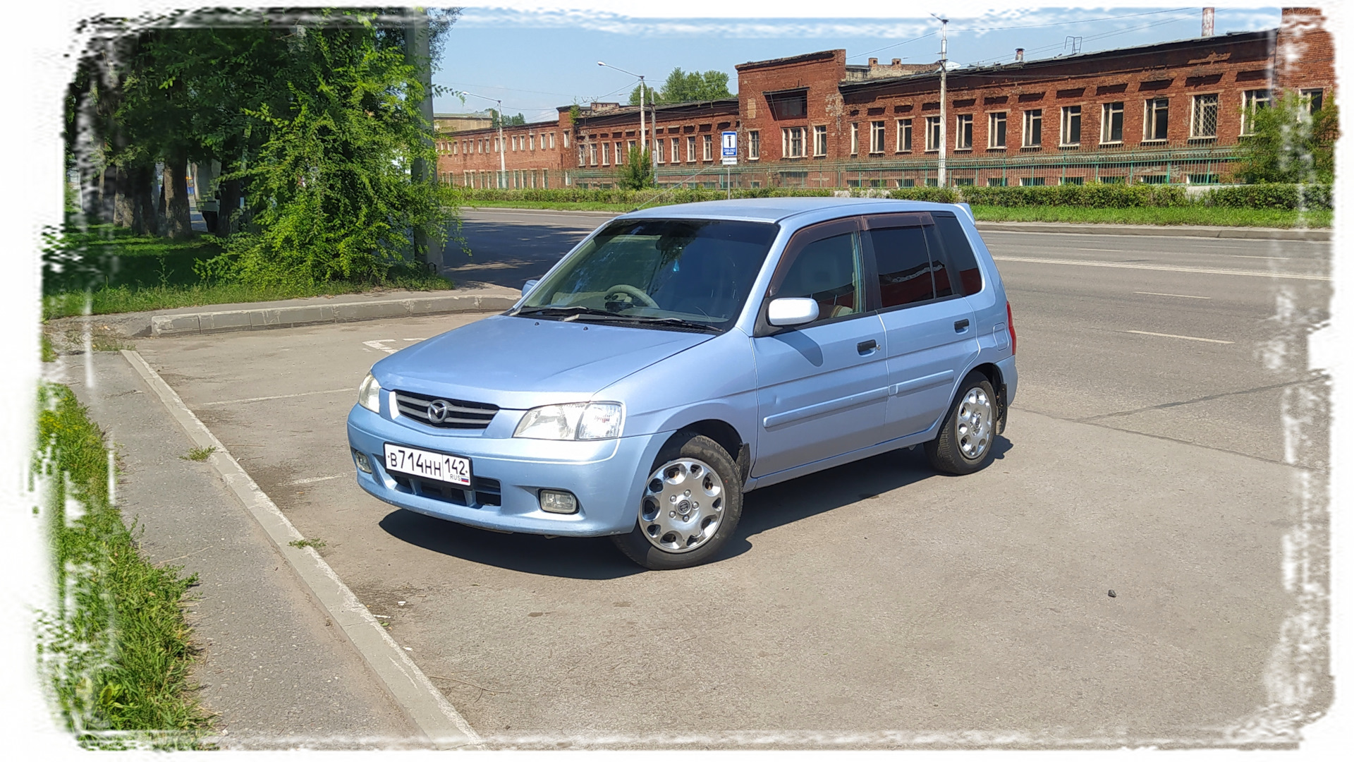 Mazda Demio (1G) 1.3 бензиновый 2000 | WorkHorse на DRIVE2