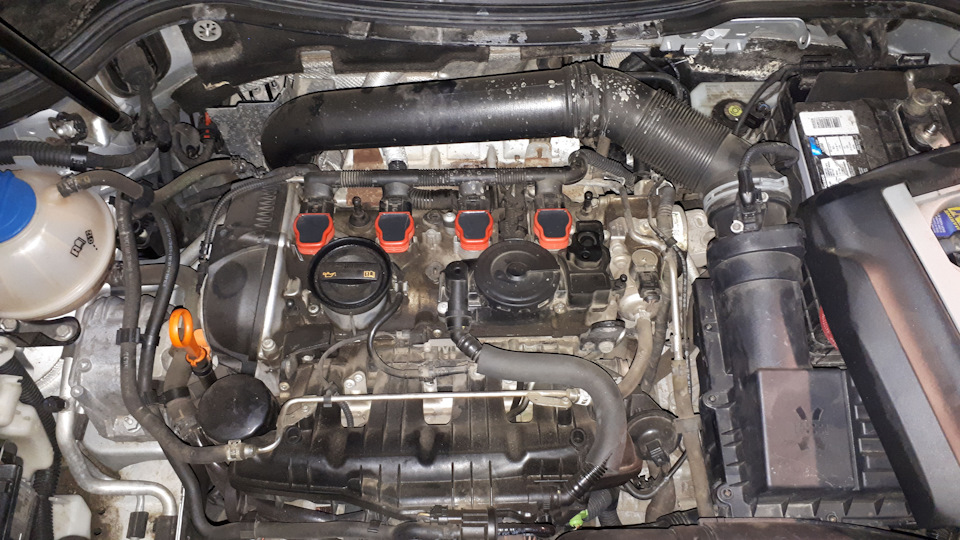 Красные катушки :) — Volkswagen Passat B6, 1,8 л, 2008 года | запчасти ...