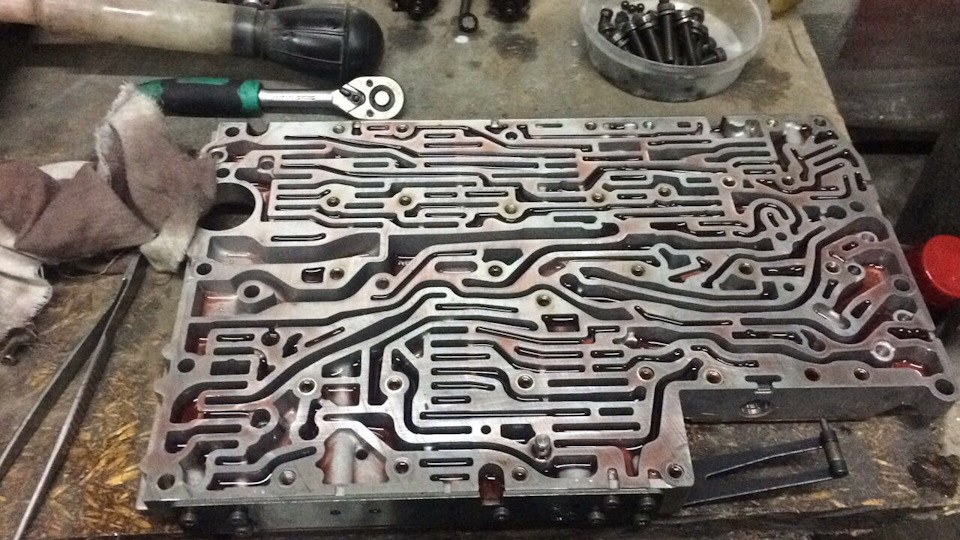 Снятие и промывка гидроблока АКПП 722.6 (видео) — Mercedes-Benz G-Class ...