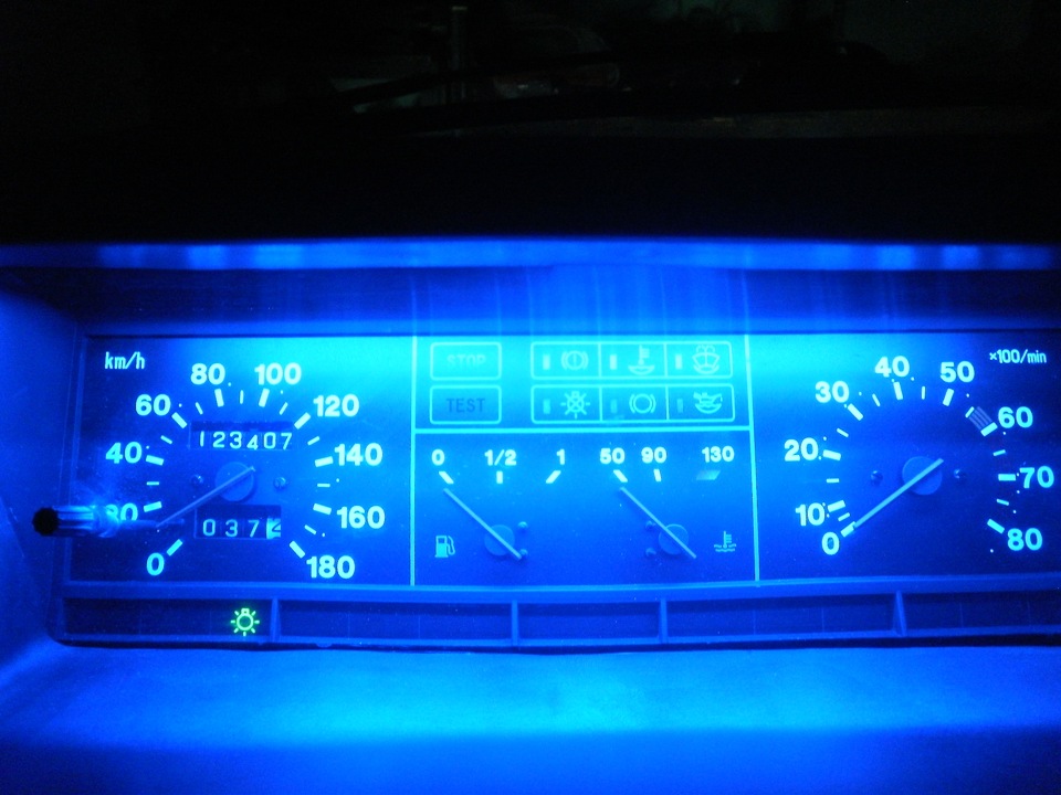 Пересвет приборной панели ваз 2109. Тюнингованная панель приборов ваз 2109. Цифровая приборка ваз 2109. Пересвет 2109. Подсветка ваз 2109.