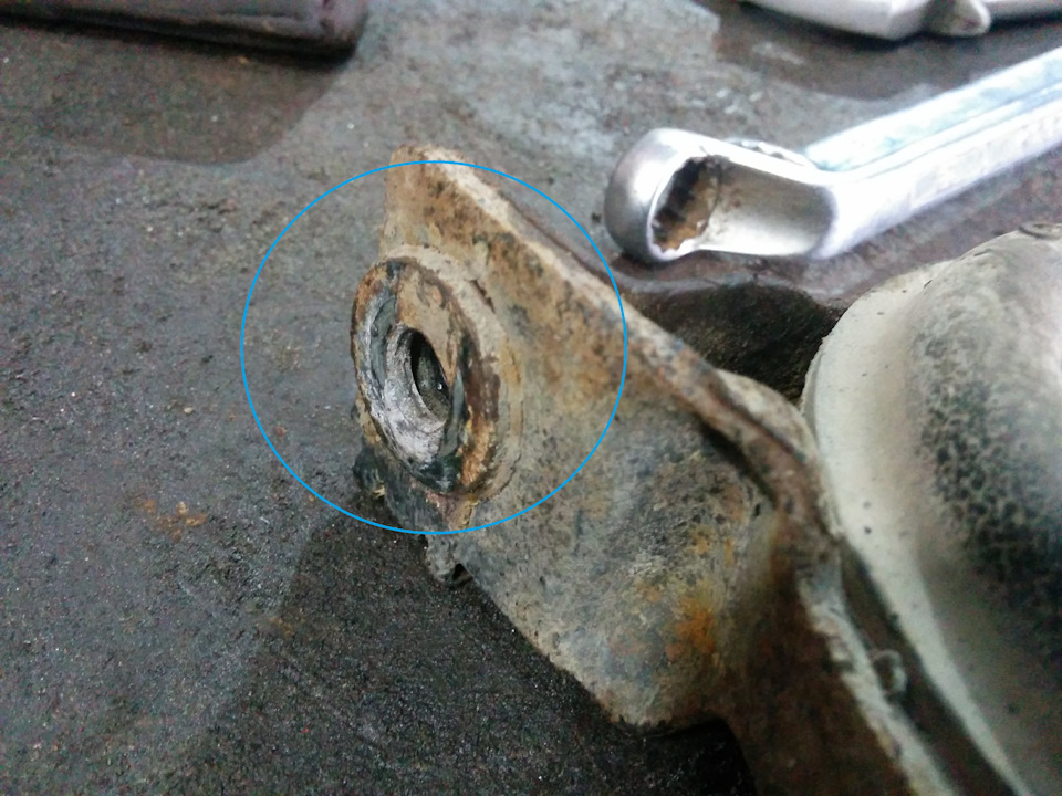 Фото в бортжурнале Toyota Crown (S140)