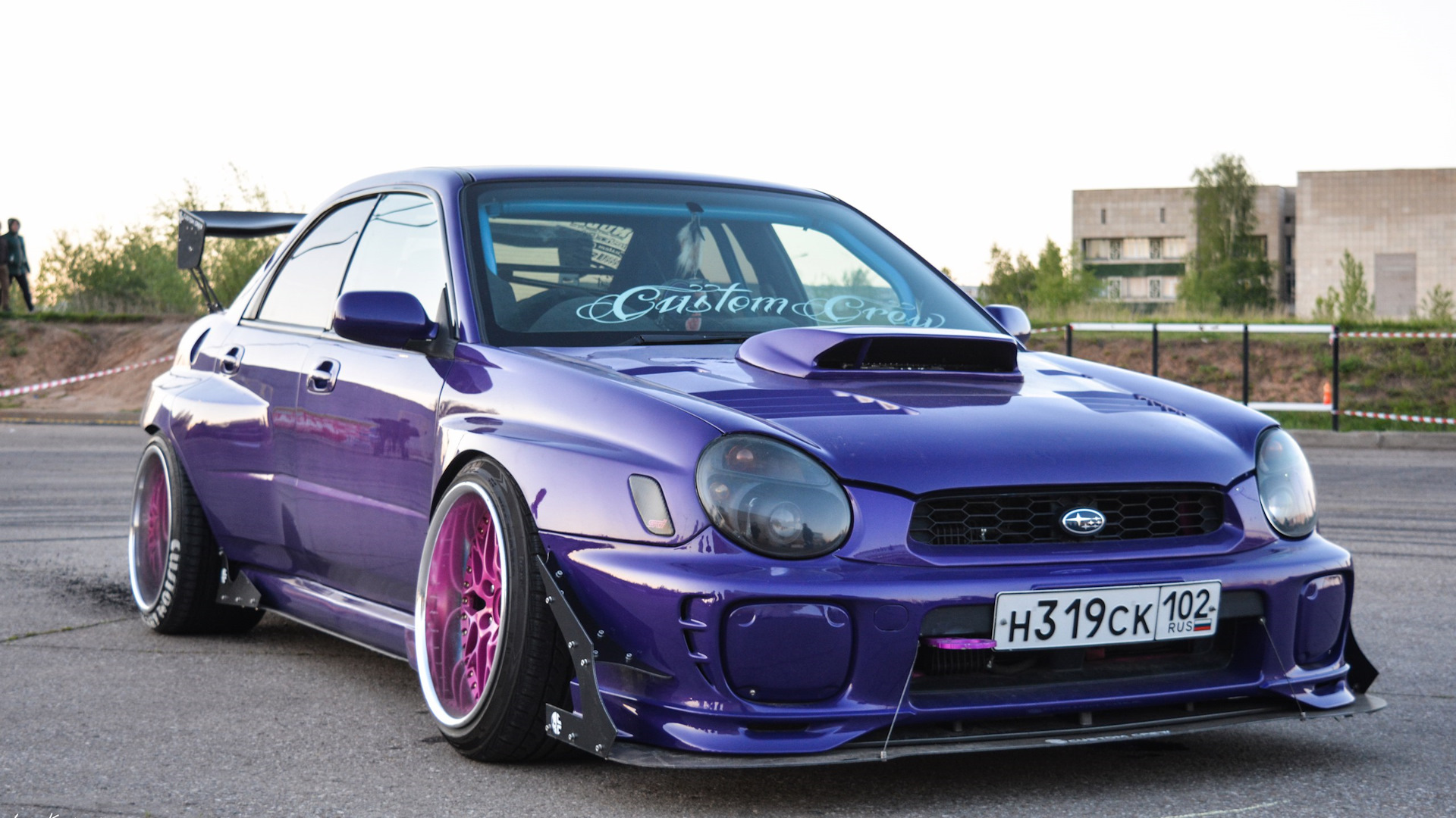 Субару WRX STI фиолетовая