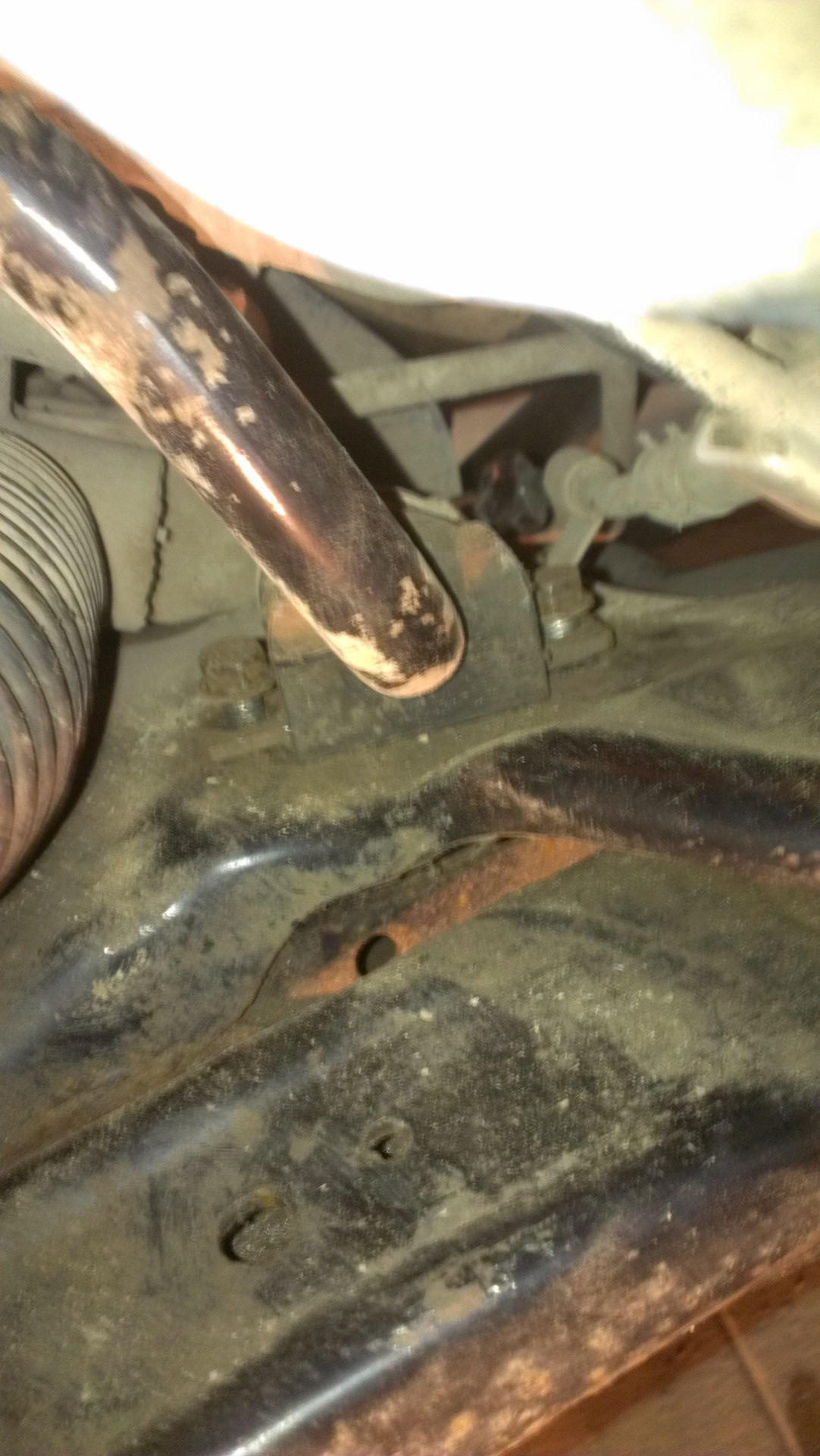 Замена передних втулок стабилизатора Mitsubishi Lancer Sportback