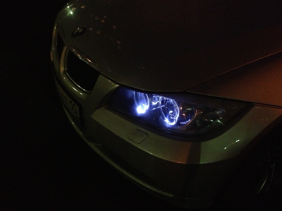 Обычные светодиоды в ангельские глазки — BMW 3 series (E90), 2 л, 2006 ...