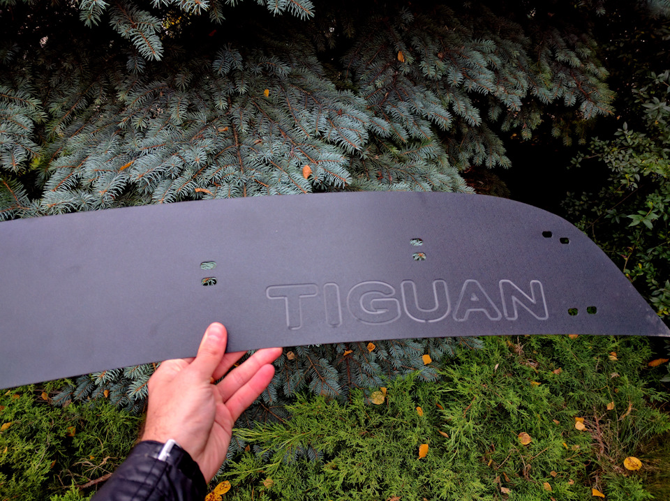  радиаторной решетки для зимы на Tiguan T&F — Volkswagen Tiguan .