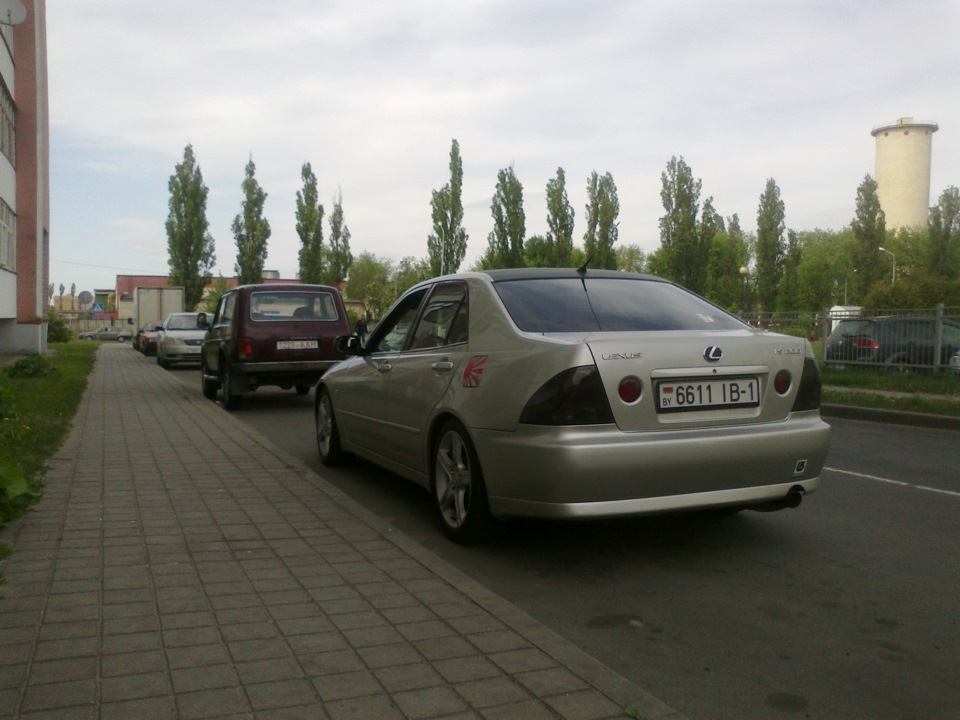 гайки секретки — Lexus IS I, 2 л, 1999 года | аксессуары | DRIVE2
