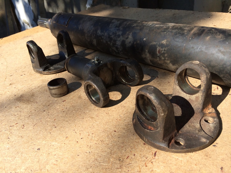 Замена крестовин на заднем кардане! — Lada 4x4 5D, 1,7 л, 2008 года ...