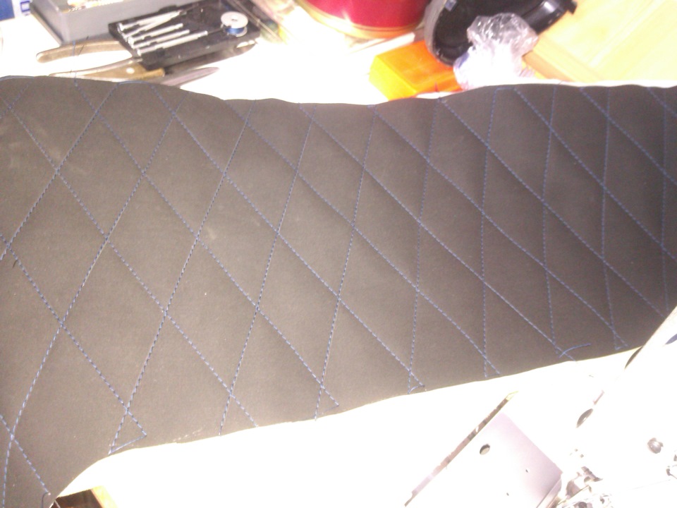 Перетяжка руля кожей на Ситроен с5, обшивки дверей в ромбики — Lada ...