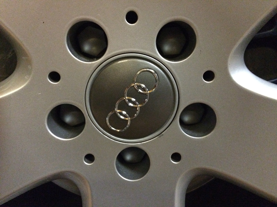 Фото в бортжурнале Audi A4 (B7)