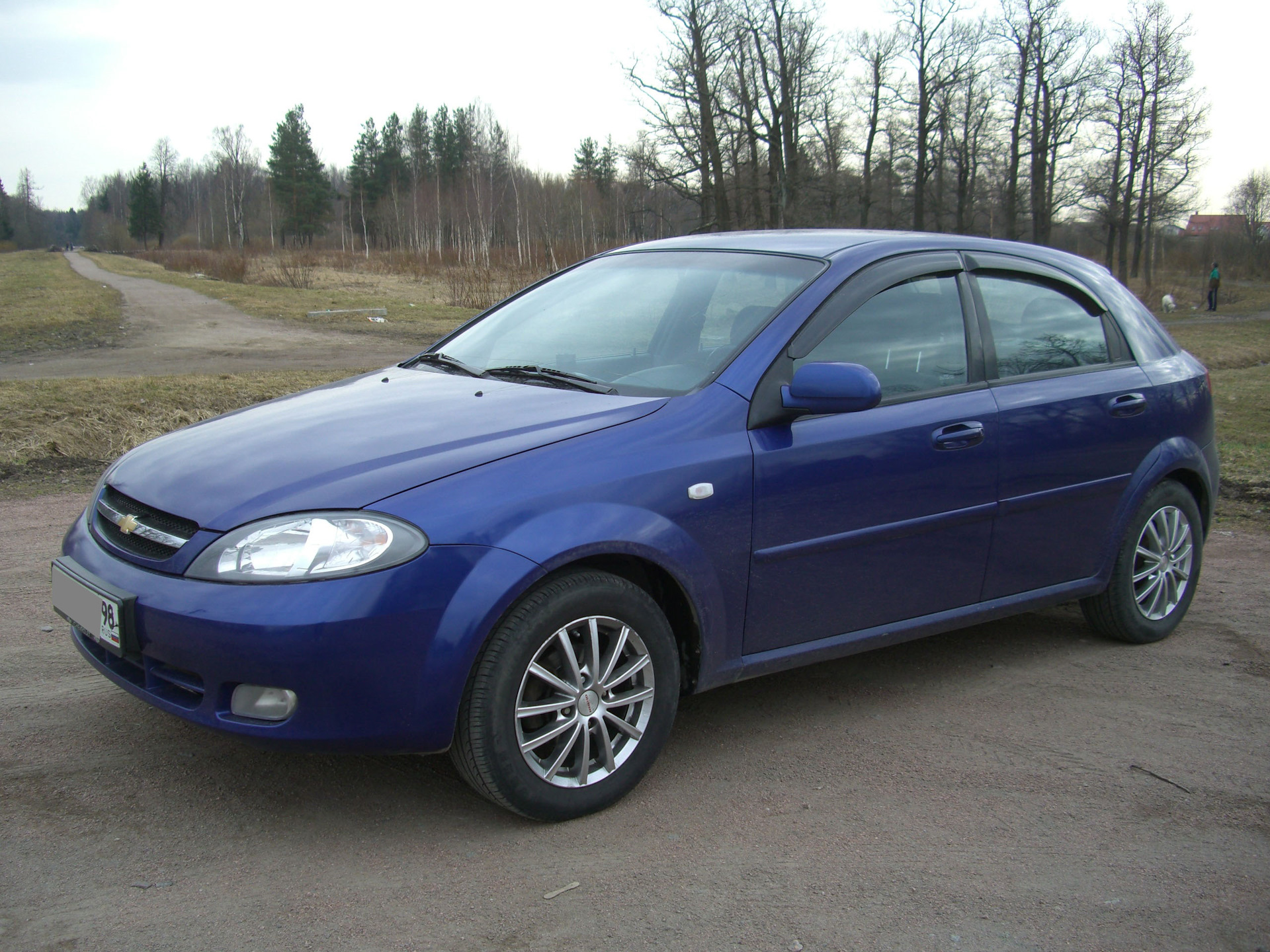 Lacetti 5