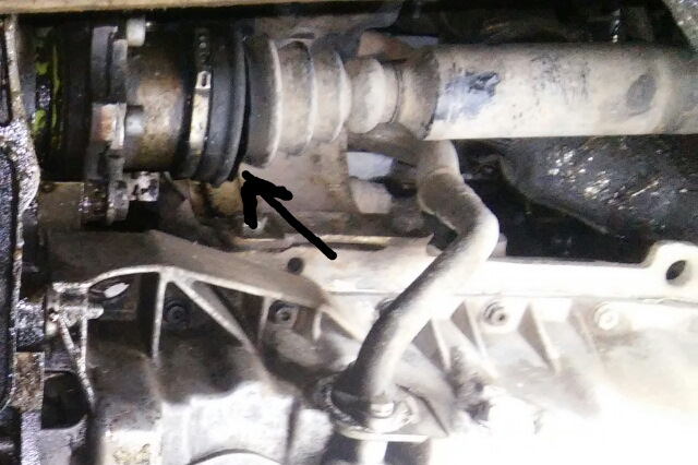 Замена шруса привода. Трипоид. — Audi TT (1G), 1,8 л, 1999 года ...