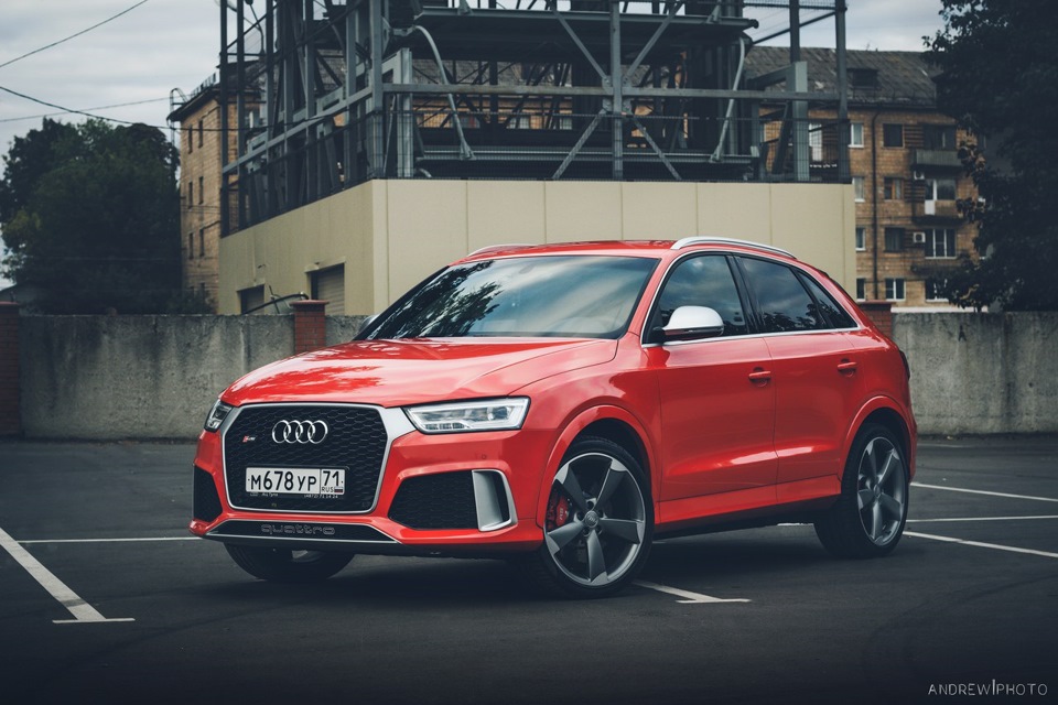 4 8 q 3 3. Audi q3 Red. Ауди q3 2022. Audi RS q3 2022. Ауди ку 3 красная.