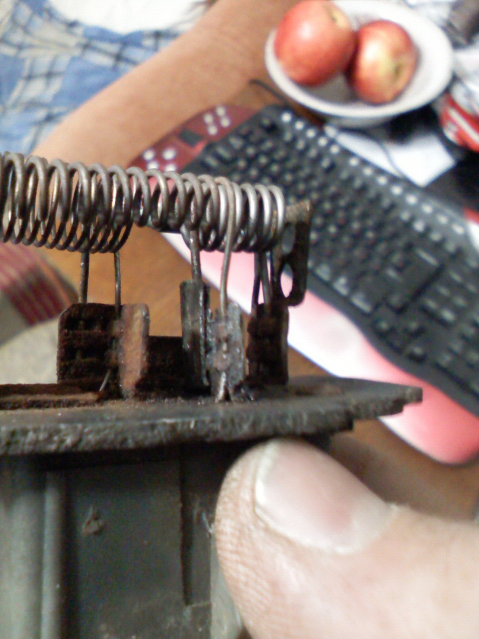 Печка перестала дуть на 1-3 скоростях? Немного “колхоза” и она снова ...