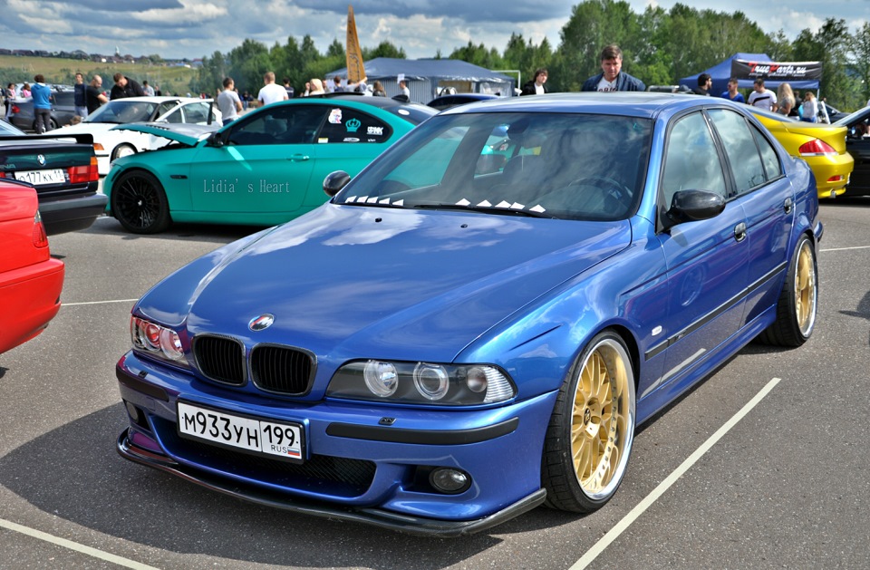 Бмв е39 на газу. БМВ е39. Палитра цветов BMW.