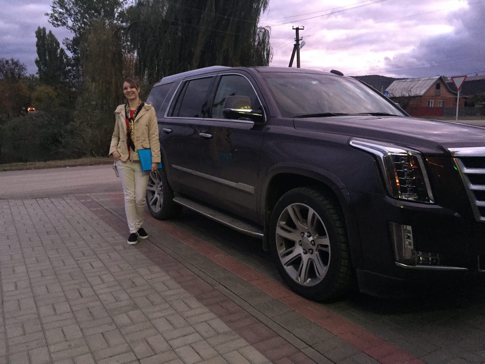 Cadillac Escalade 4g