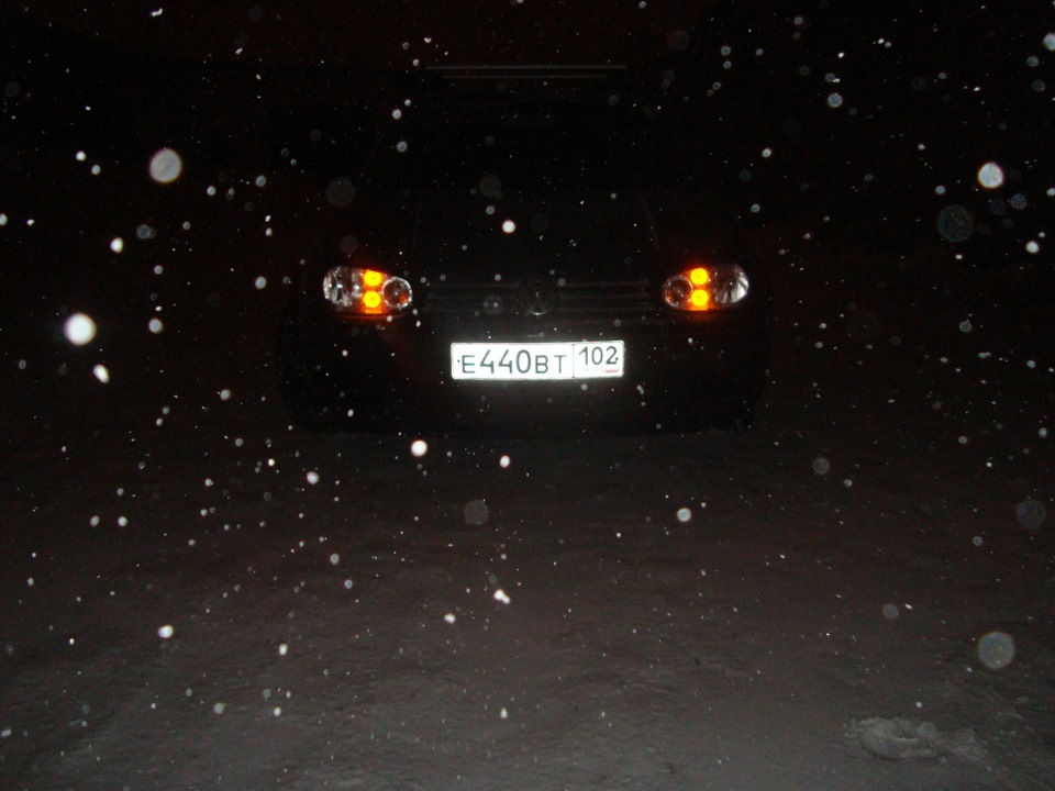 Двойные поворотники-габариты — Volkswagen Golf Mk4, 1,9 л, 2001 года ...