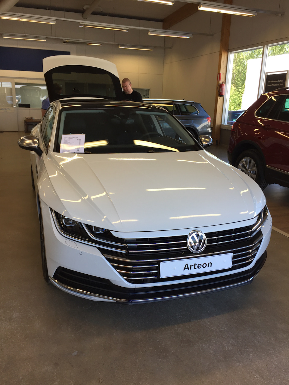 Взял первый в финляндии VW ARTEON — Audi A4 Avant (B8), 2 л, 2014 года |  покупка машины | DRIVE2