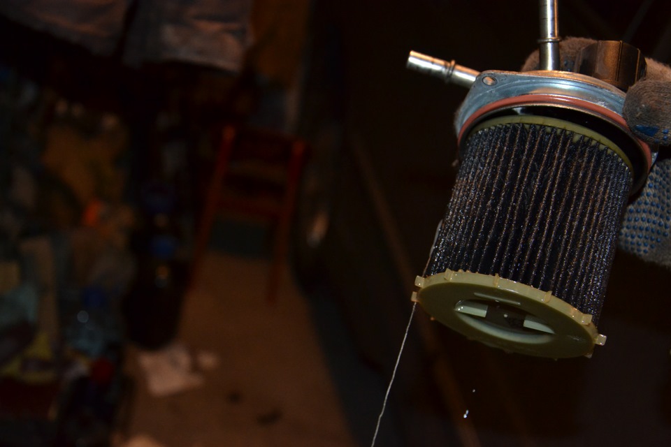 Глохнет на холодную на холостых. Подробнее о топливном фильтре ...