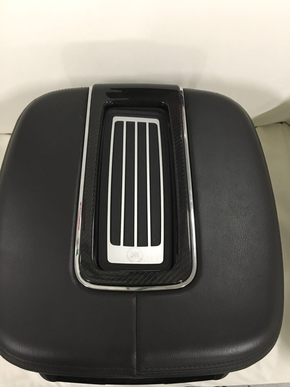 Фото в бортжурнале Cadillac Escalade (3G)