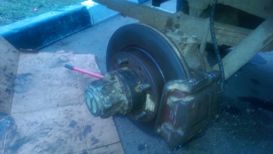 Круглые штуки на место других круглых штук — УАЗ 469, 2,5 л, 1988 года ...