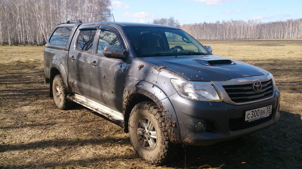 вот и лето прошло) — Toyota Hilux (7G), 2,5 л., 2012 года | плановое ТО ...