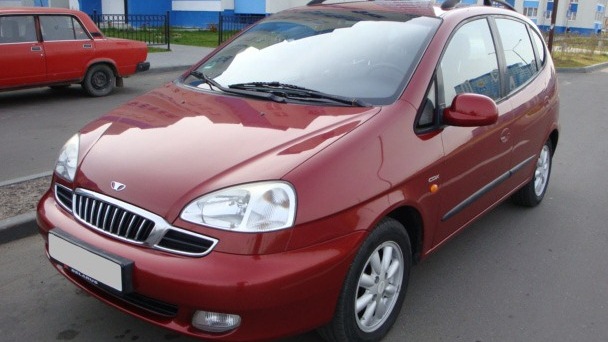 Daewoo Tacuma 2 0 at