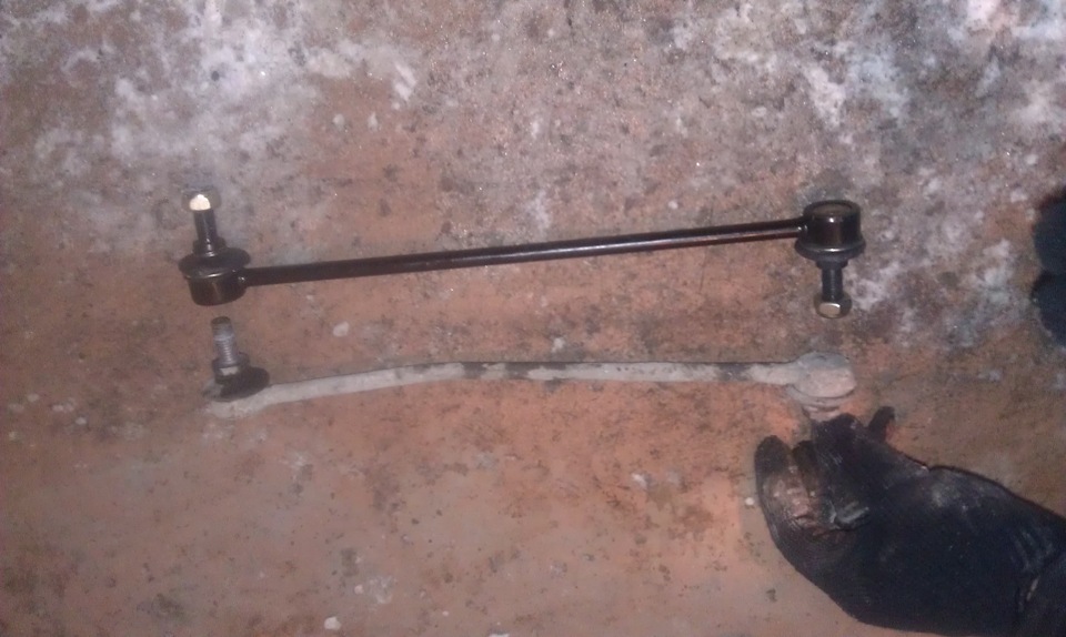 "Слегка" погнулась тяга стаба си-макса — Ford Focus II Sedan, 1,6 л ...