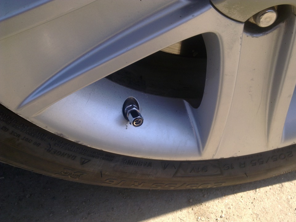 Колпачки на ниппеля MAZDA — Mazda 6 (1G) GG, 2 л, 2006 года ...