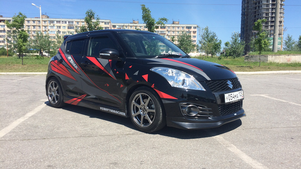 Suzuki Swift ЧЁРНЫЙ"ХОМЯК"