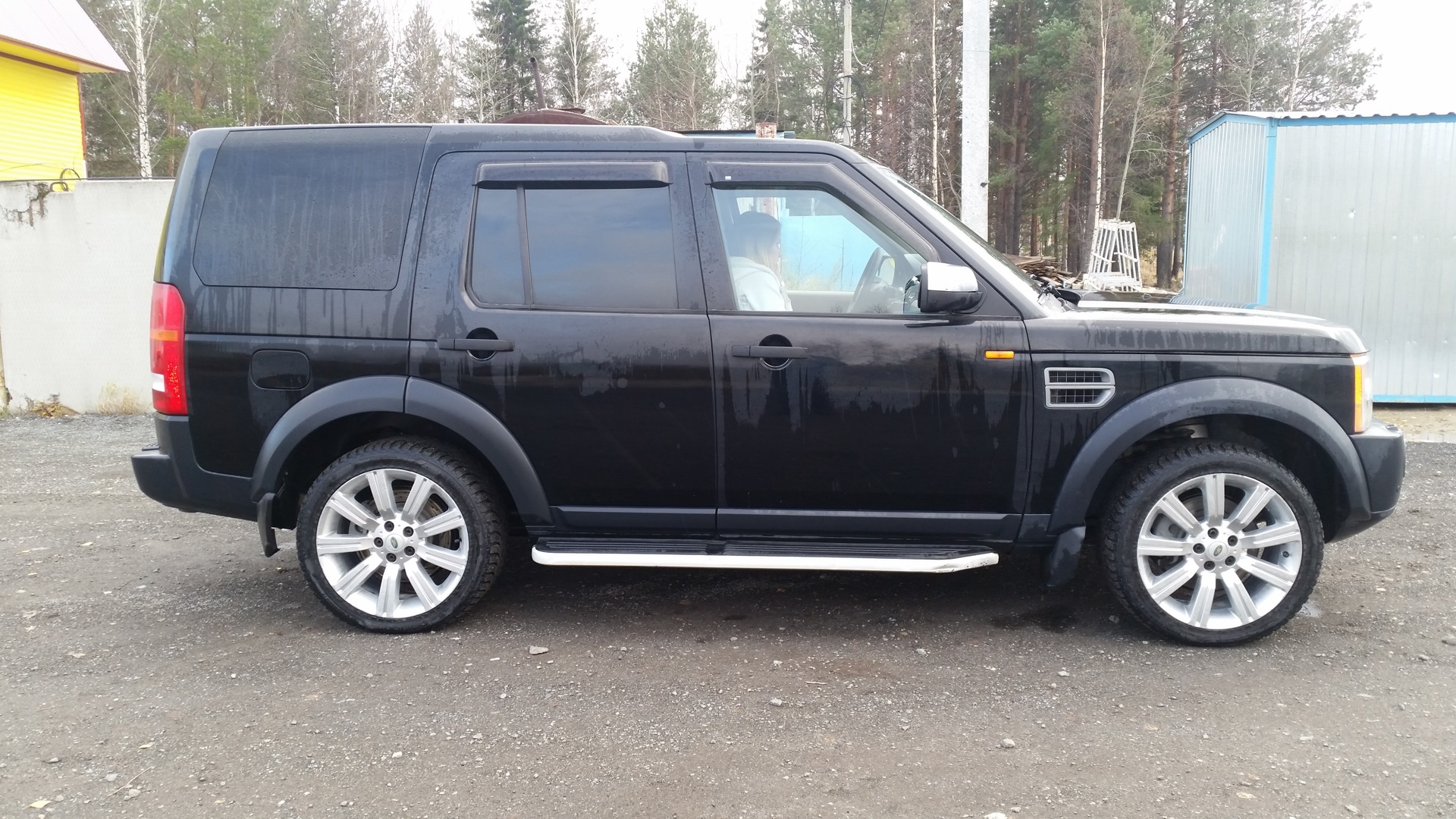 Колеса дискавери 3. Land Rover Discovery 4 r20. Land Rover Discovery r20. Discovery 3 r20. Land Rover Discovery 3 r20.