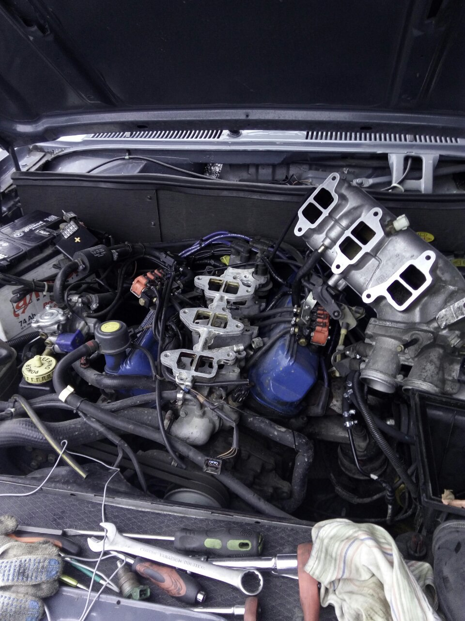 форсунки засорились+подсос воздуха — Ford Granada Mark I, 2,9 л, 1977 ...