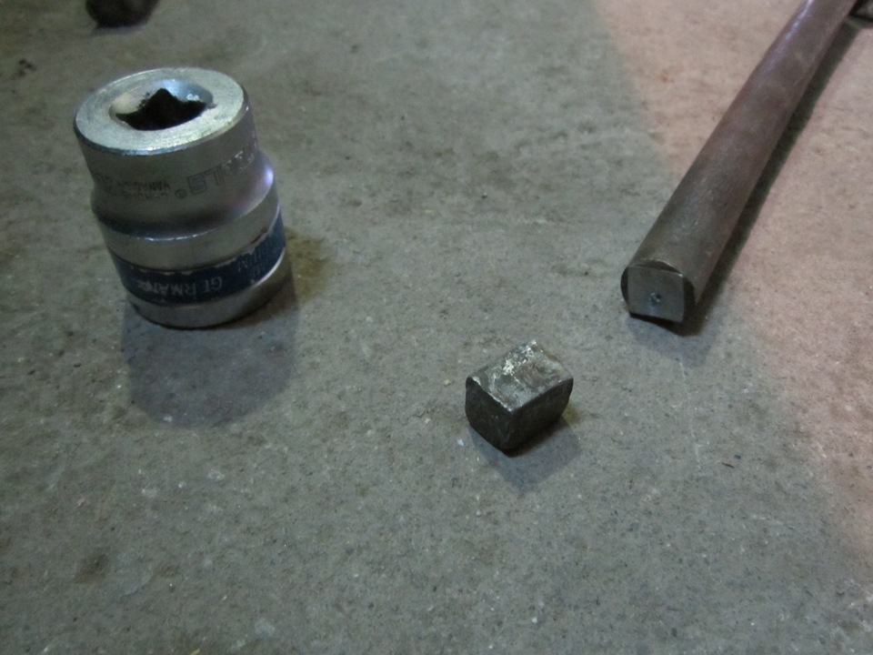 Замена правого шруса — Volkswagen Passat B3, 2 л, 1990 года | своими ...