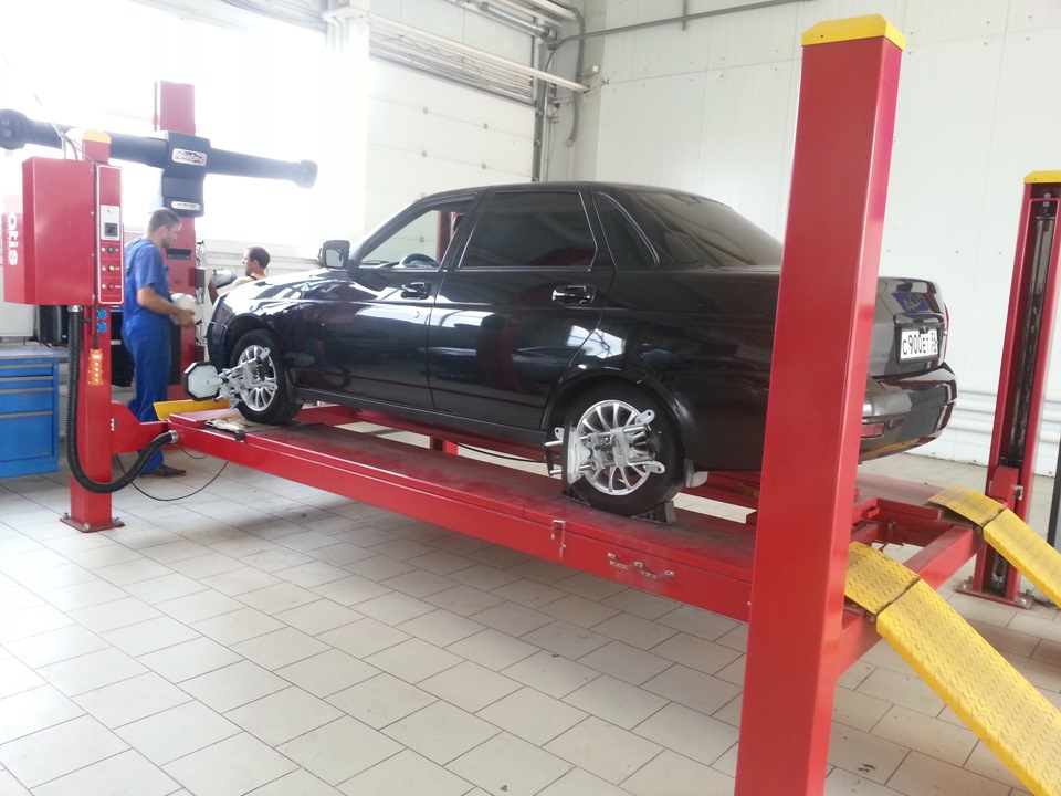 Замена рулевых и подшипника задней ступицы — Lada Приора седан, 1,6 л ...