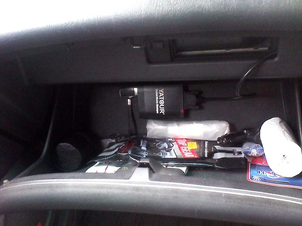 Как снять бардачок тойота харриер Usb здесь))) (в бардачке) - Toyota Harrier (1G), 2,2 л, 1999 года автозвук DRIVE