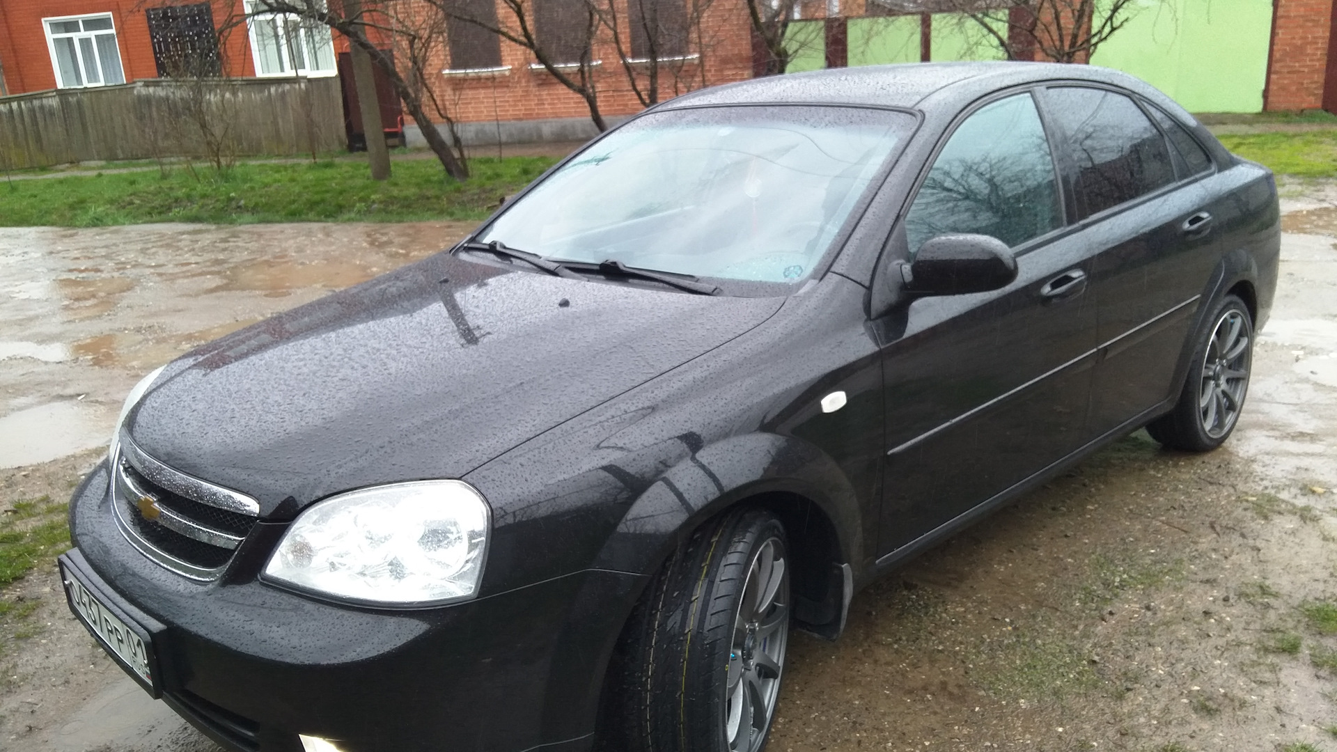 Chevrolet Lacetti Sedan 1.6 бензиновый 2008 | black pearl R17 на DRIVE2