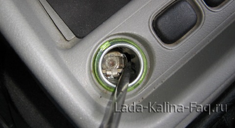 Как снять прикуриватель калина 2 Бортжурнал Lada Калина Седан