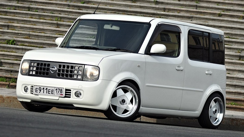 How safe is a Nissan Cube?