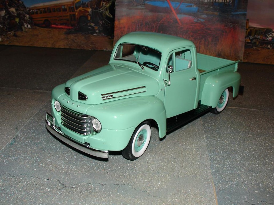 Retro Ford 1948 Pickup